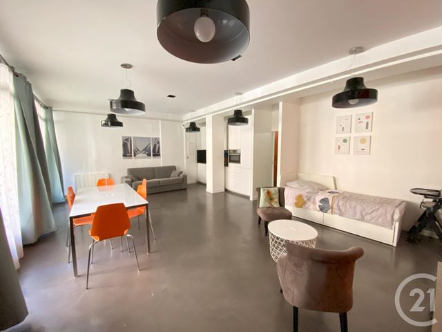 Appartement F2 à louer - 2 pièces - 64.52 m2 - PARIS - 75015 - ILE-DE-FRANCE - Century 21 Lutèce Immobilier