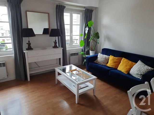 Appartement Duplex à louer - 2 pièces - 34.03 m2 - PARIS - 75015 - ILE-DE-FRANCE - Century 21 Lutèce Immobilier